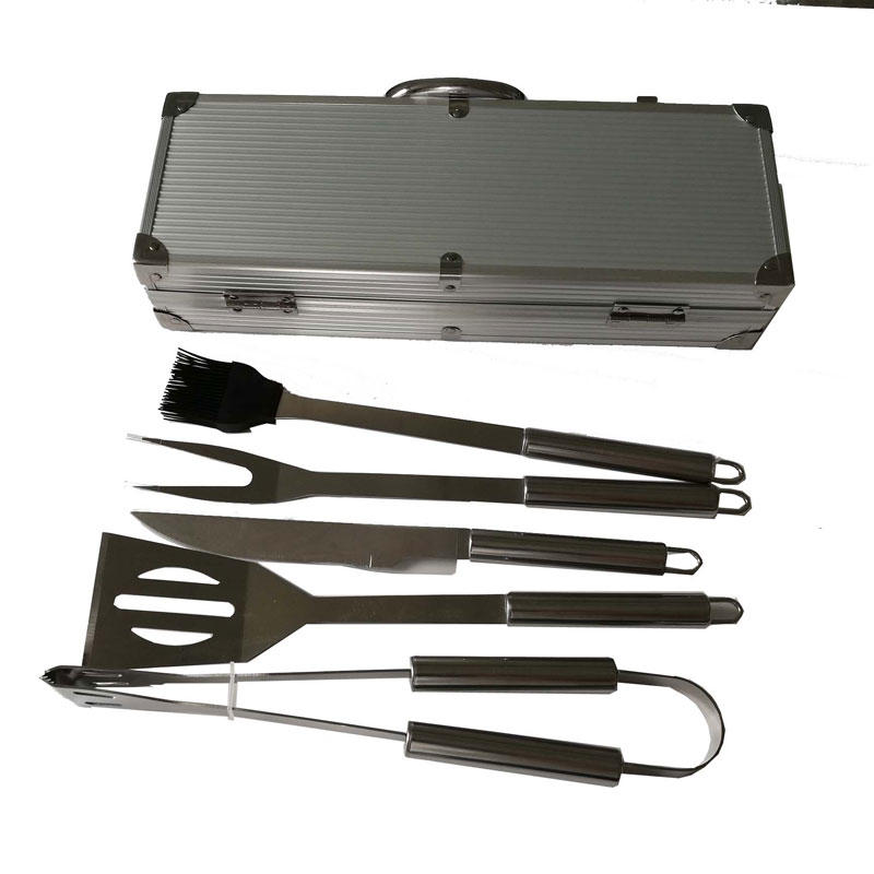 High quality BBQ Tools Set 5pcs Stainless Steel Barbecue Tools with Aluminum Case