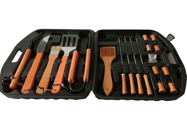 Outdoor Camping Heat Resistance Wooden Handle BBQ Tools Set with Plastic Case-3