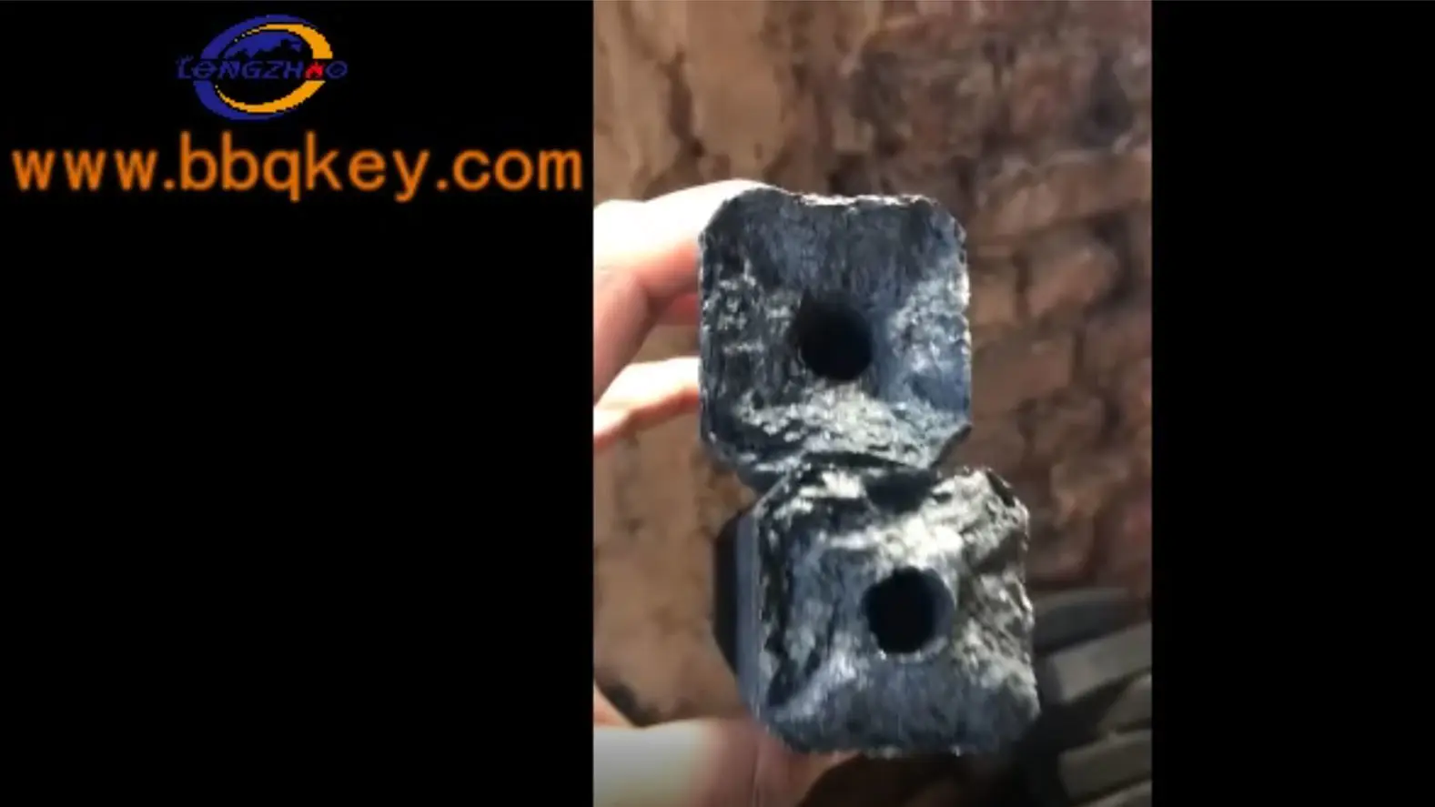 Low Ash  Square Barbecue Sawdust Charcoal Briquettes
